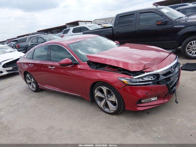 Honda Accord Touring 2.0t