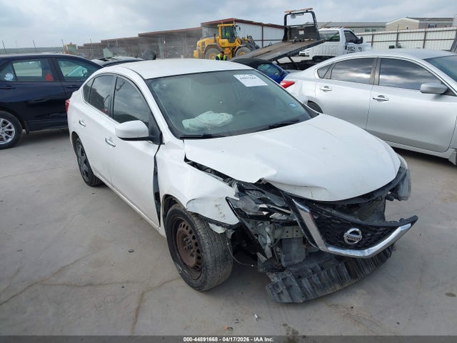 Salvage Nissan Sentra Image