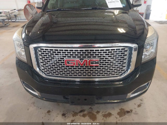 GMC Yukon Denali