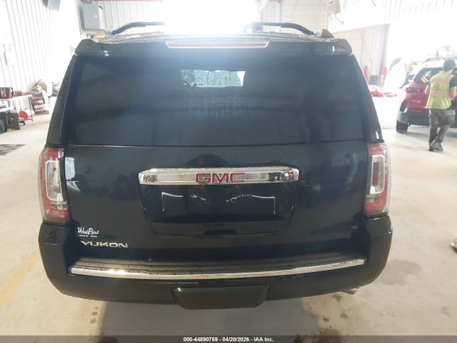 GMC Yukon Denali
