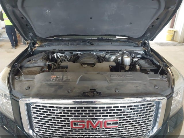 GMC Yukon Denali