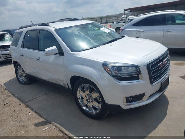 Salvage GMC Acadia Image