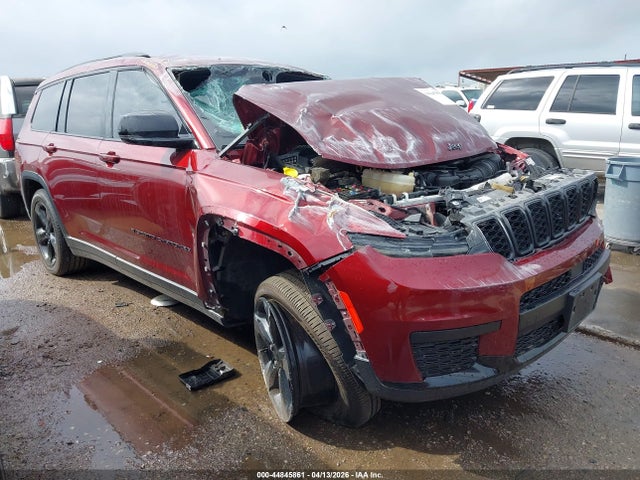 Salvage Jeep Grand Cherokee Image