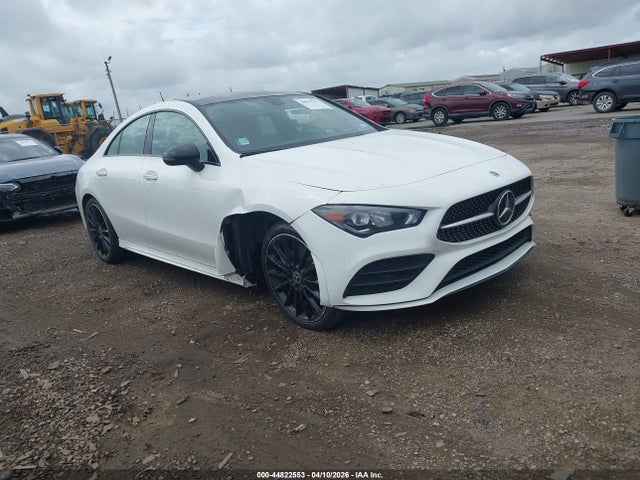 Salvage Mercedes-Benz Cla-class Image
