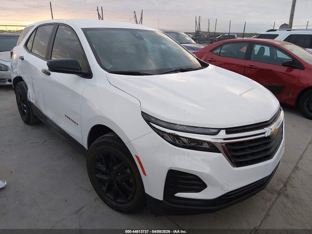 Salvage Chevrolet Equinox Image