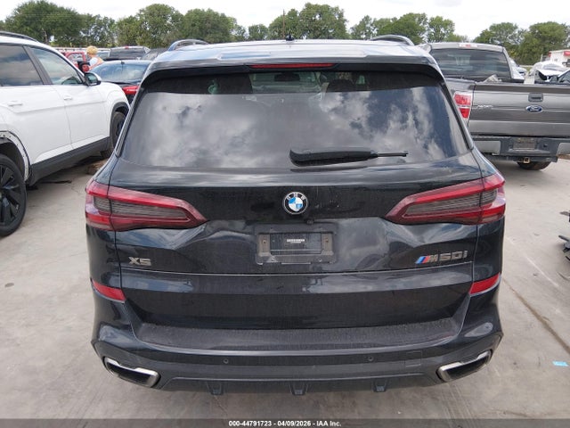 BMW X Series M50i