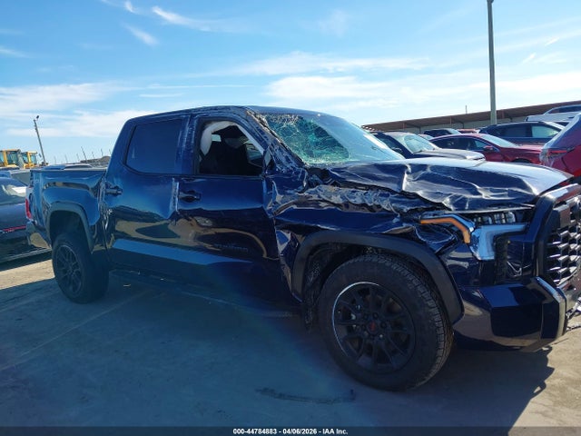 Toyota Tundra Limited Crewmax 5.5' Bed