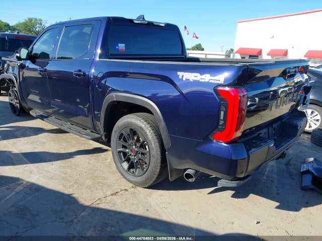 Toyota Tundra Limited Crewmax 5.5' Bed