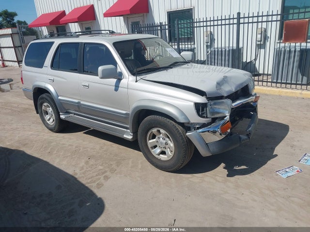 Salvage Toyota 4Runner Image