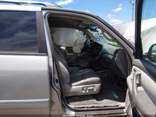 Toyota Sequoia Sr5 V8