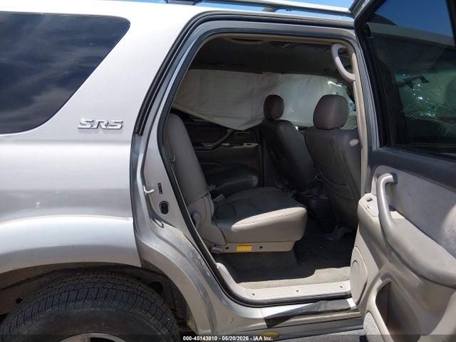 Toyota Sequoia Sr5 V8