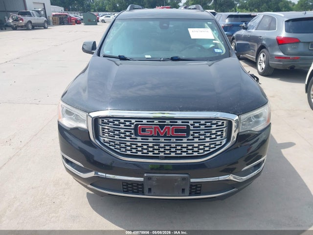 GMC Acadia Denali