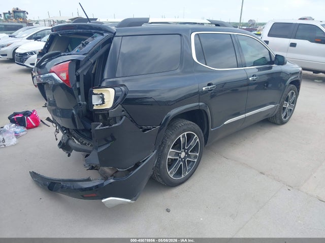 GMC Acadia Denali