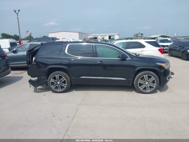 GMC Acadia Denali