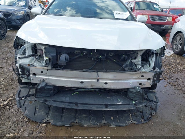 Toyota Camry Xle