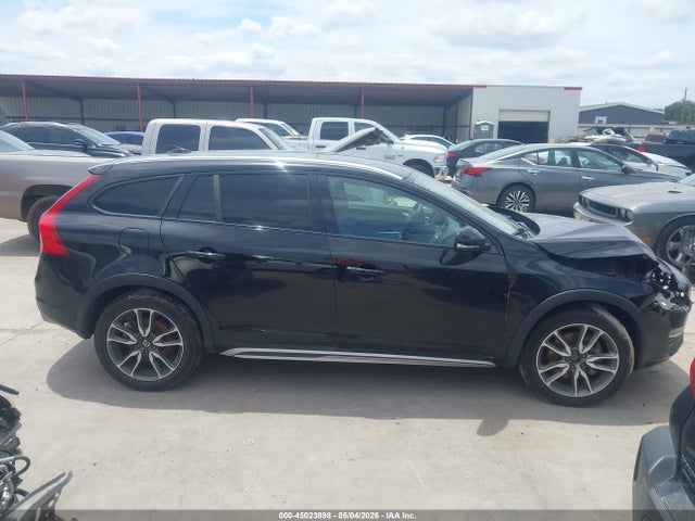 Volvo V60 Cross Country T5