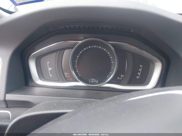 Volvo V60 Cross Country T5