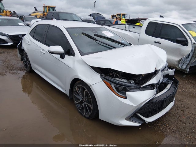 Salvage Toyota Corolla Image