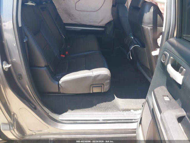 Toyota Tundra Sr5 5.7l V8