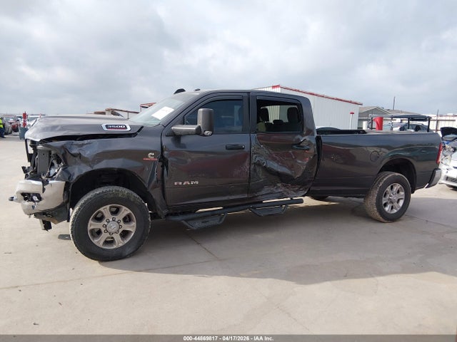 Ram 3500 Lone Star  4x4 8' Box