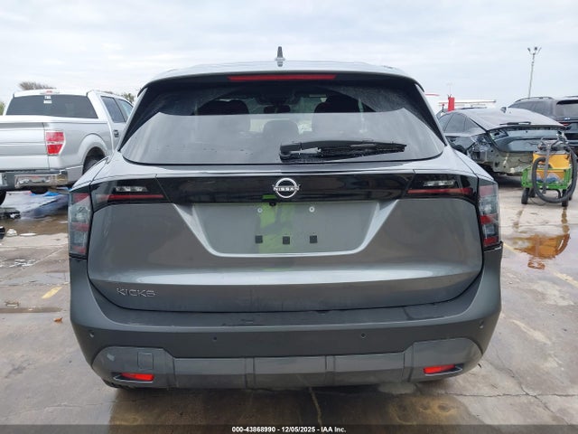 Nissan Kicks Sv Fwd
