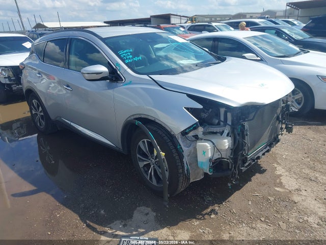 Salvage Nissan Murano Image