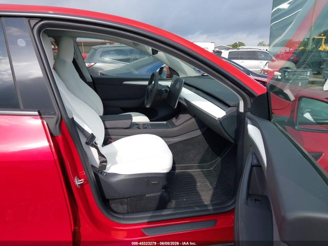 Tesla Model Y Performance Dual Motor All-wheel Drive