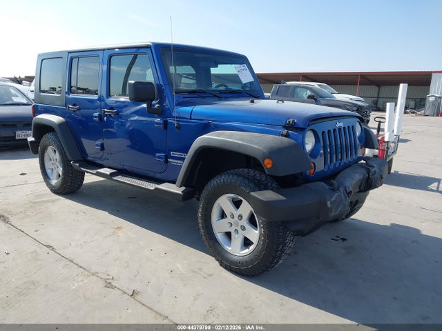 Salvage Jeep Wrangler Image