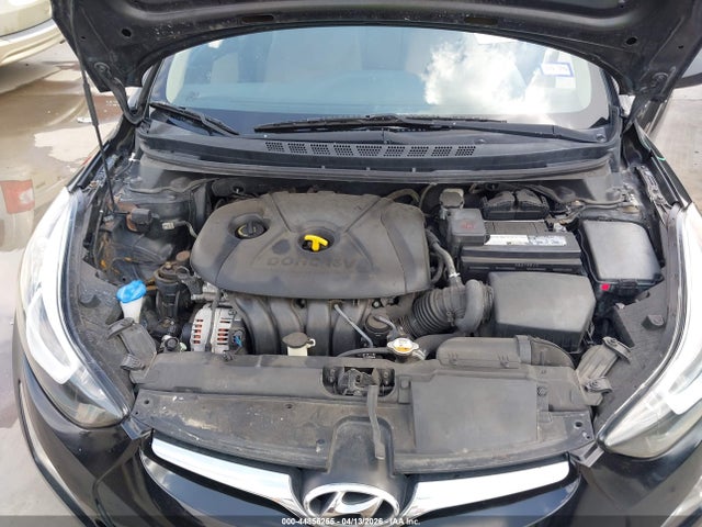 Hyundai ELANTRA Se