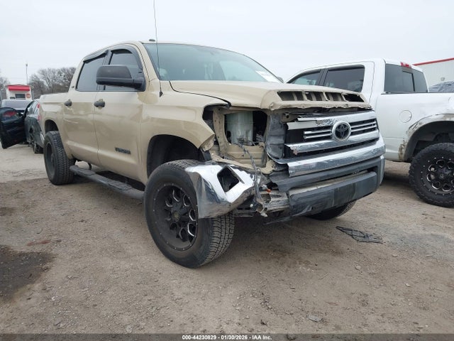 Salvage Toyota Tundra Image