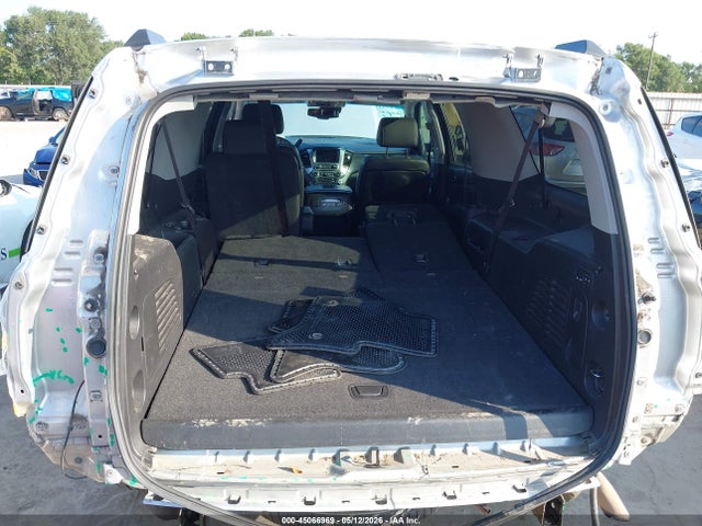 Chevrolet Suburban 1500 Ltz