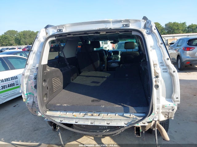 Chevrolet Suburban 1500 Ltz