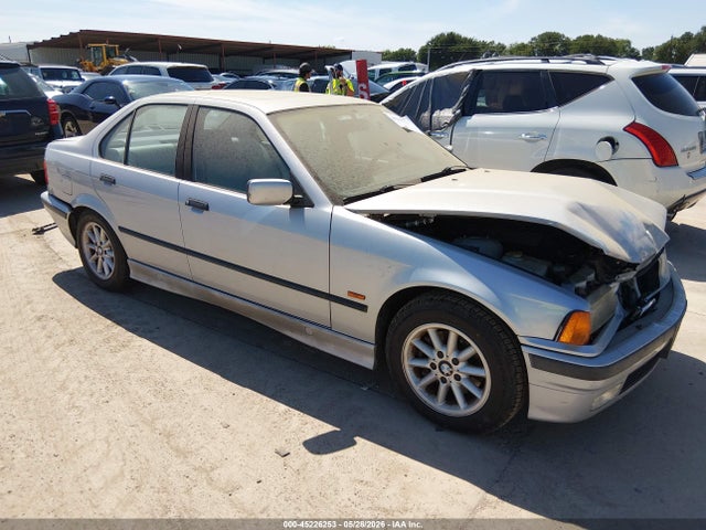 Salvage BMW 3 Series Image