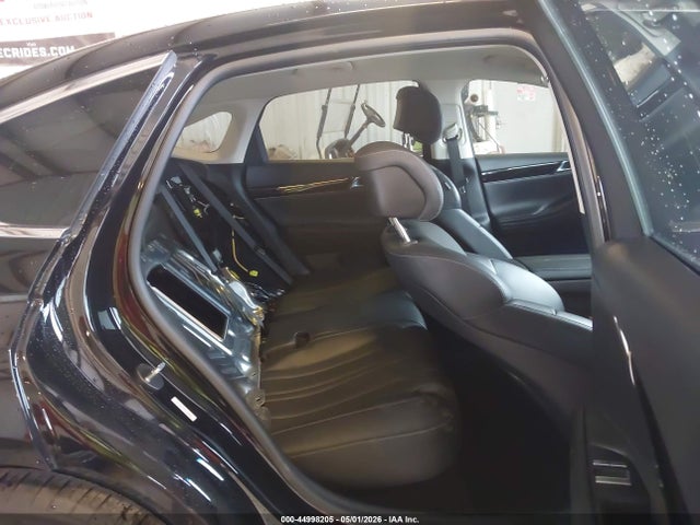 Genesis G80 2.5t Rwd
