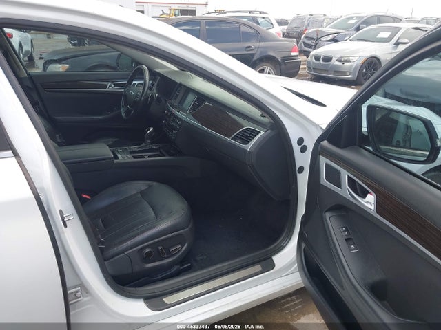 Hyundai Genesis 3.8