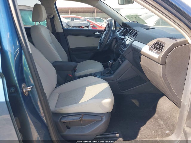 Volkswagen Tiguan 2.0t S