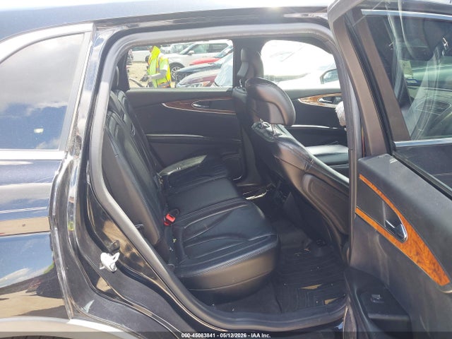 Lincoln MKX Select