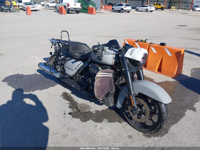 Salvage Harley-Davidson Flhrxs Image