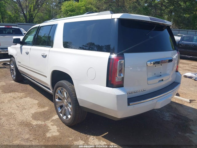GMC Yukon Denali