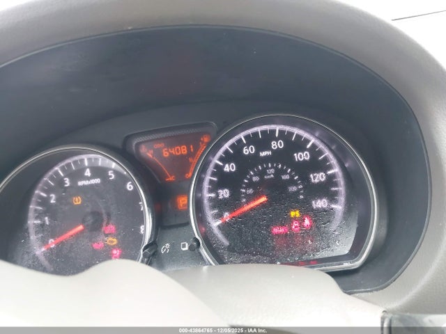 Nissan Versa 1.6 Sv
