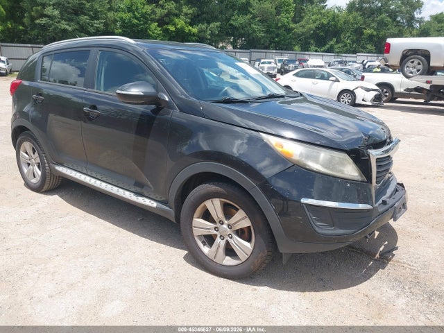 Salvage Kia Sportage Image