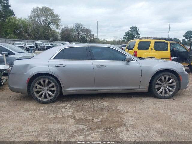 Chrysler 300 Anniversary Edition