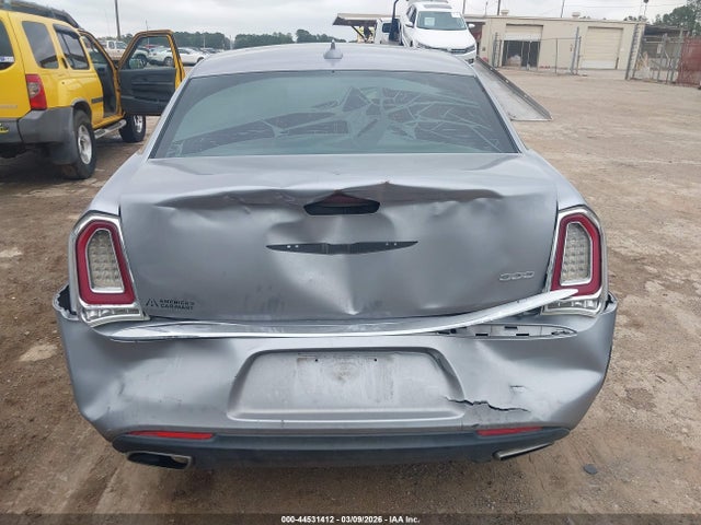 Chrysler 300 Anniversary Edition