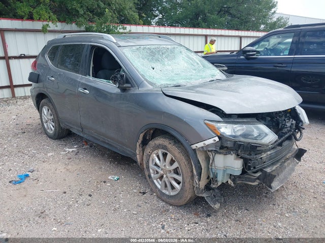 Salvage Nissan Rogue Image