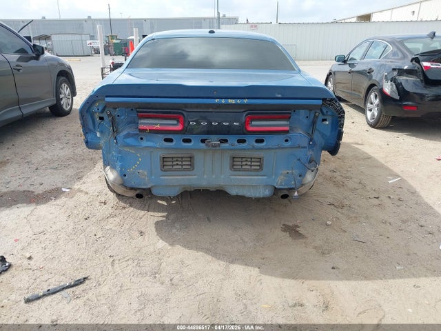 Dodge Challenger Sxt