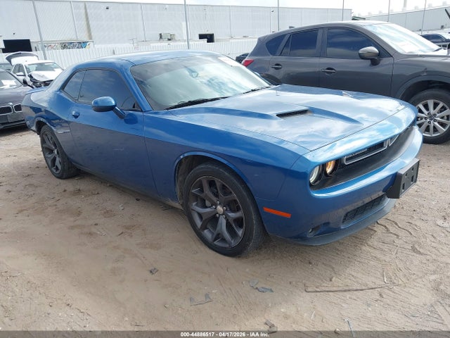 Salvage Dodge Challenger Image