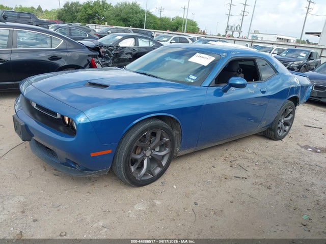 Dodge Challenger Sxt