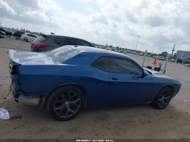 Dodge Challenger Sxt