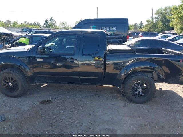 Nissan Frontier Sv-i4