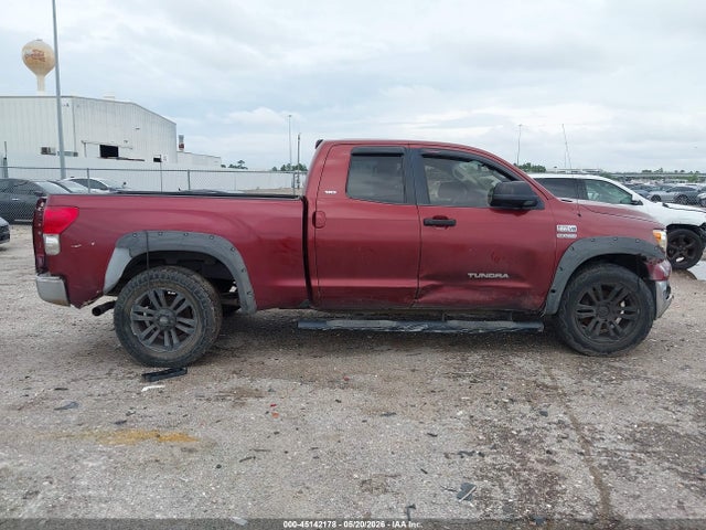 Toyota Tundra Sr5 5.7l V8